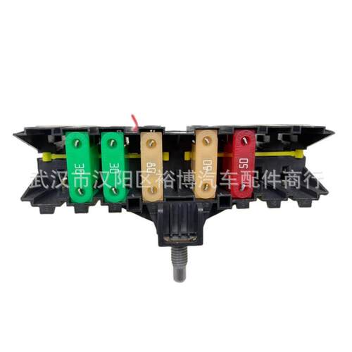 适用标致206CC 307SW 308SW 407雪铁龙C4毕加索 大保险丝盒6500Z1