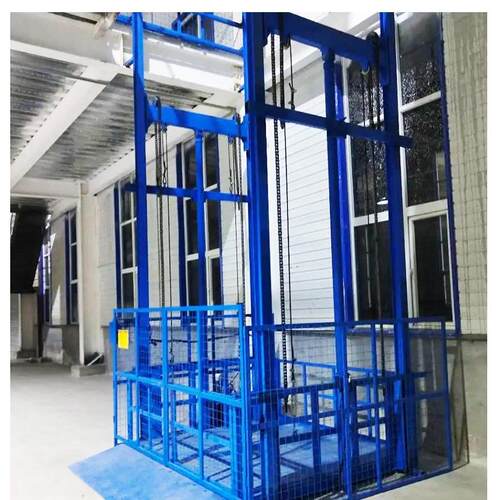 济南天越升降货梯仓库货物大吨位货物升降平台 导轨链条升降机