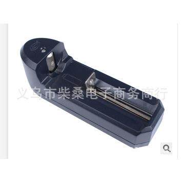 单充充电器18650电池万能CR2充锂电池手电筒16340电池14250