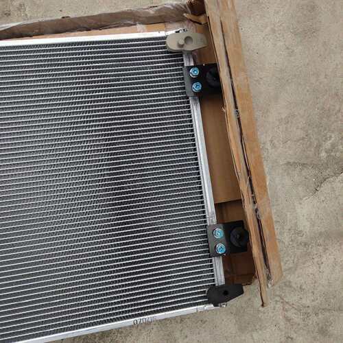 现货销售柳工923E 910E915E 915D挖掘机冷凝器 水箱散热器
