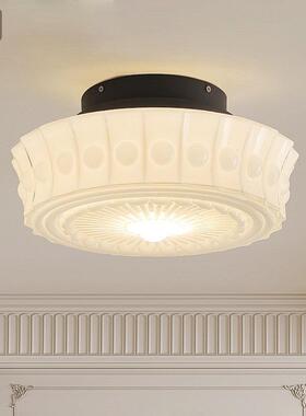 奶油中古卧室LED吸顶灯法式复古房间灯现在简约玄关主卧玻璃灯具