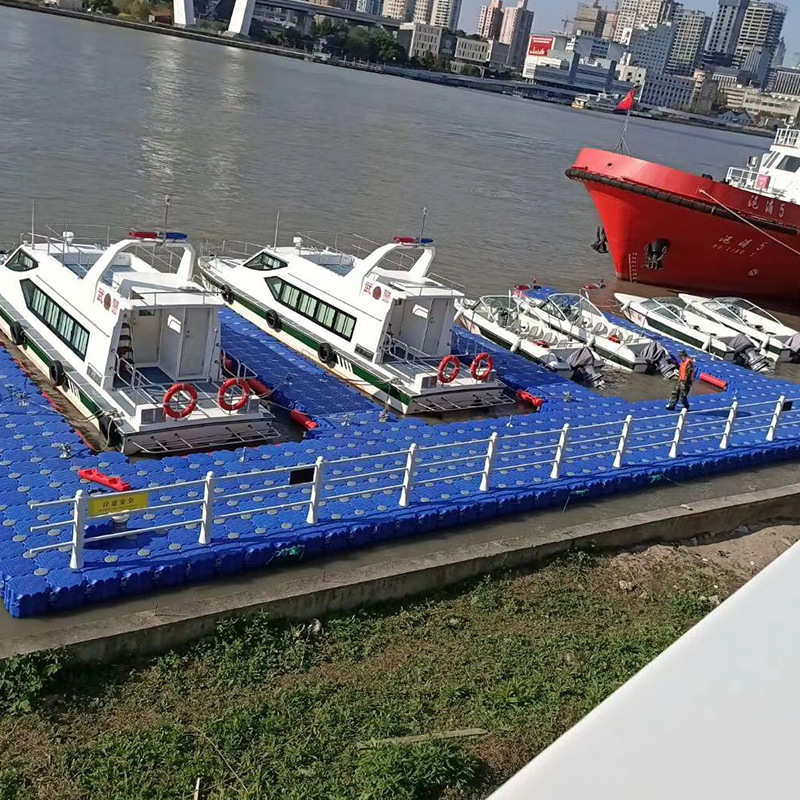 水上滚筒浮桥栈道PE塑料浮筒 承重性好稳固方便水上码头浮筒浮桥