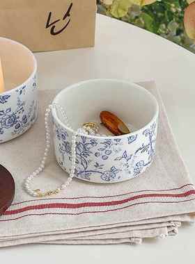 法式复古花卉带盖陶瓷摆件香薰蜡烛首饰收纳盒密封储物罐拍照道具