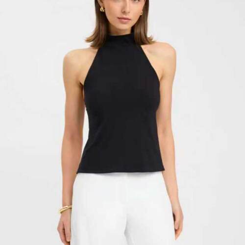 Sleeveless women's outerwear, beautiful women's shoulder