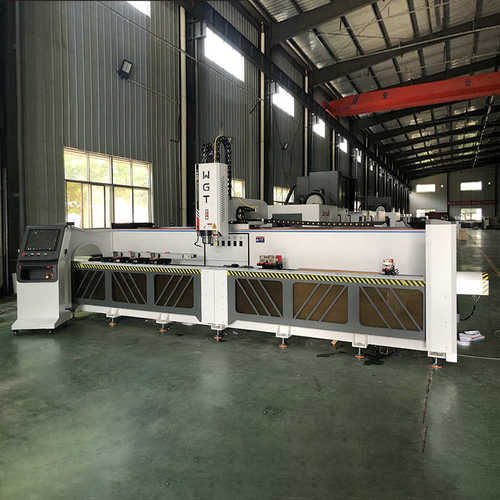 四加工中心复合轴数控厂家加工实力中心光纤钻4500型材cnc铣床