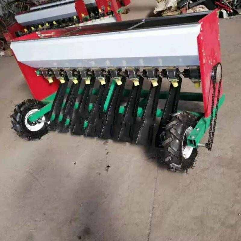 适之旋耕机配套撒肥机多功能不锈钢肥箱大型拖拉机后置电动施肥器