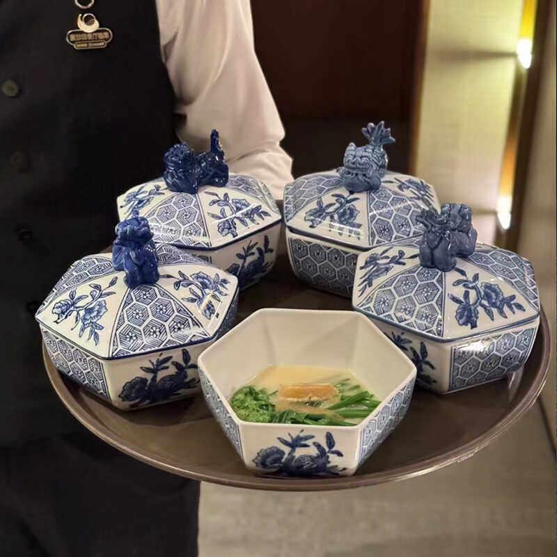 中式陶瓷餐具青花麒麟六角碗位上甜品盒子分子料理盘带盖意境菜盘