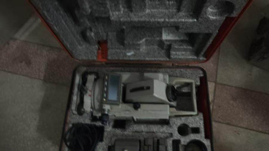 12月31日北京【京械8264】单位淘汰报废处置全站仪一台网络拍卖公告