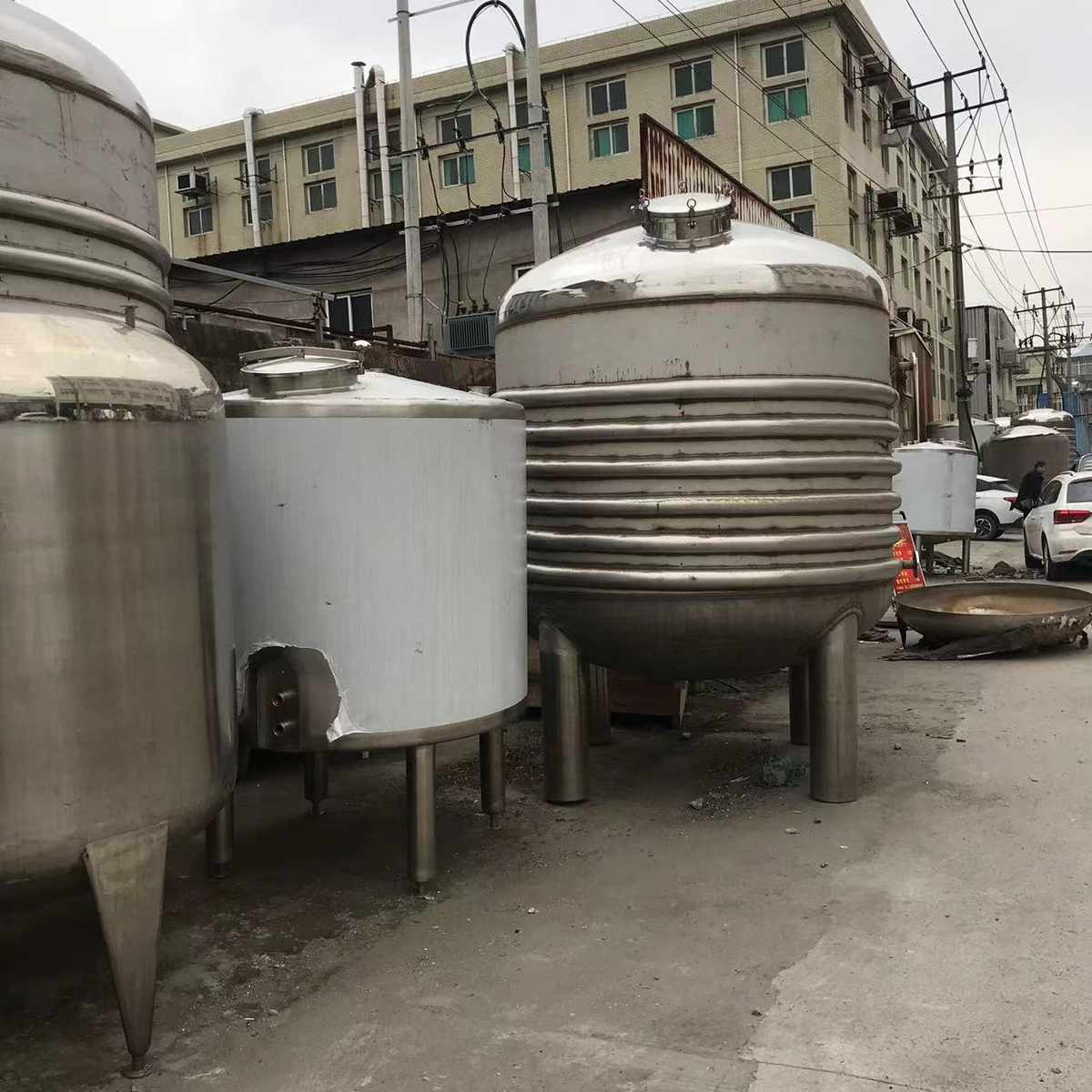 不锈钢电加热立式搅拌罐液体食品搅拌设备乳化加热反应釜电动