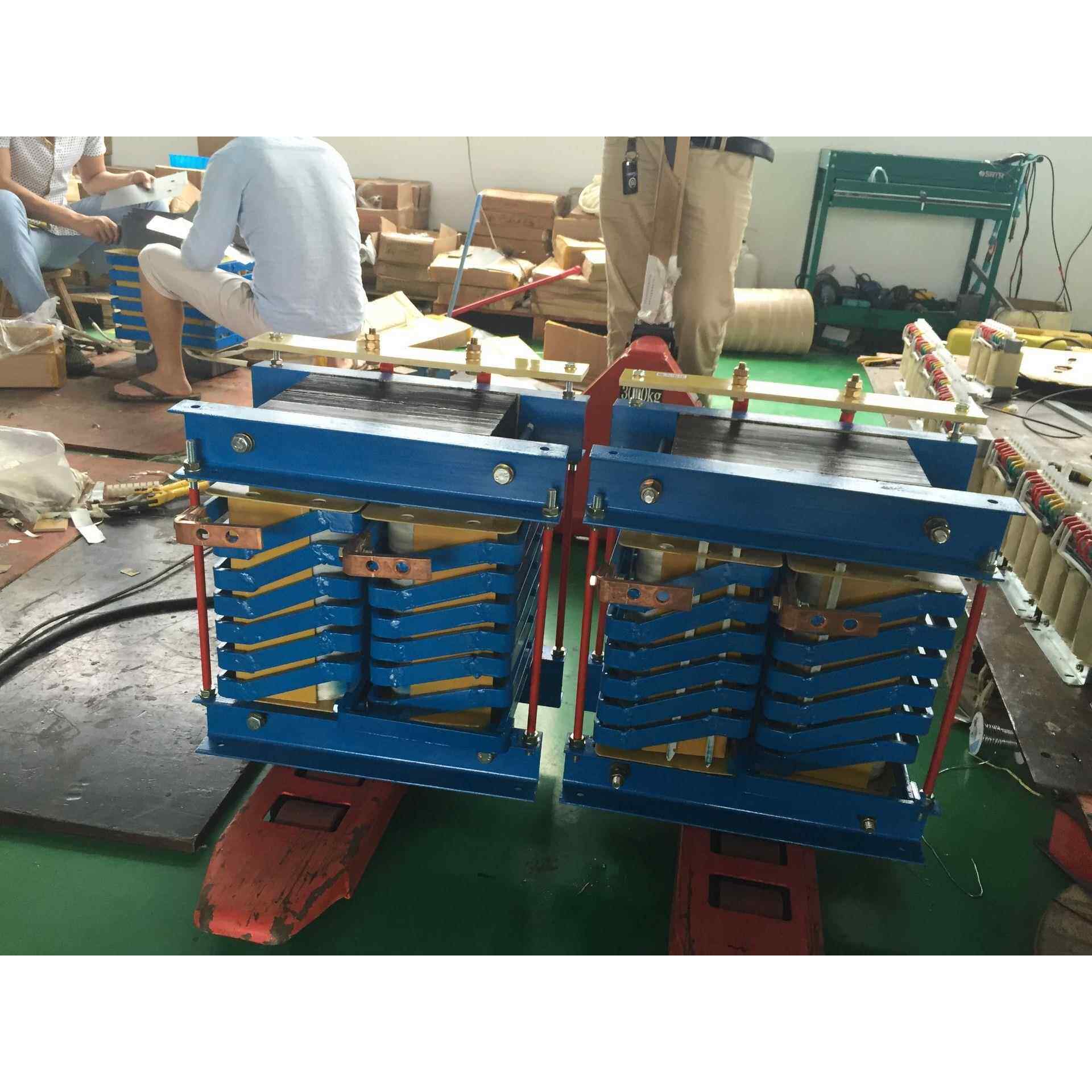 厂家专业生产硅钼棒电炉变压器 硅碳棒变压器 电阻加热大电流变压