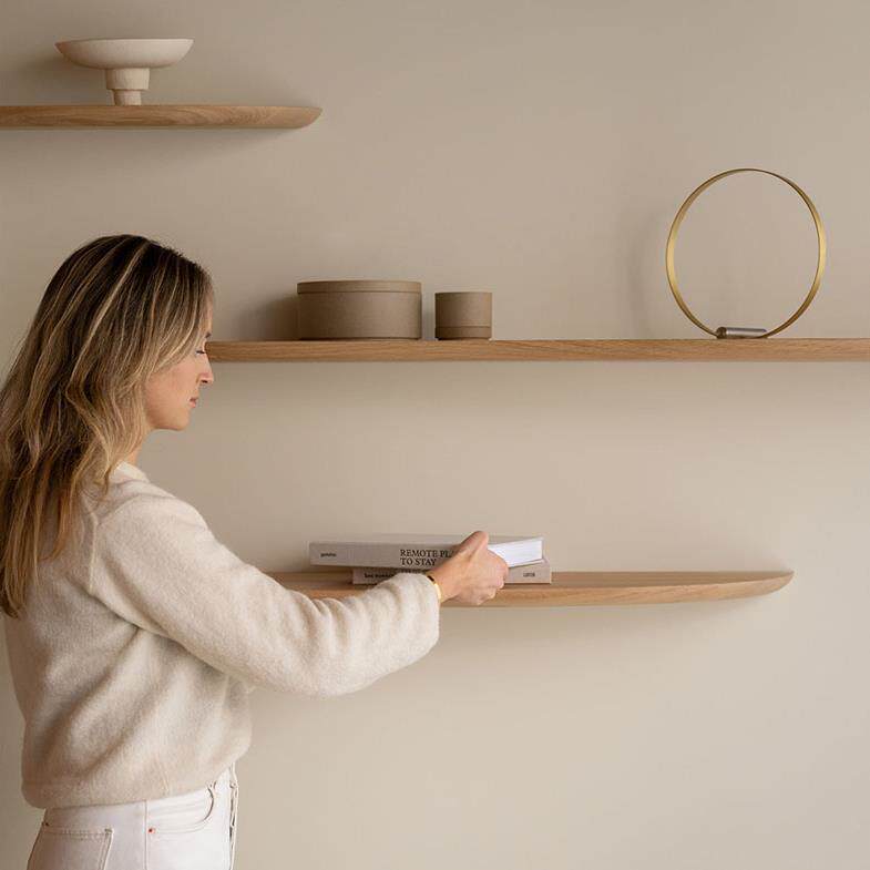 原木一字隔板置物架客厅卧室简约收纳层架厨房墙上实木隔板书房书