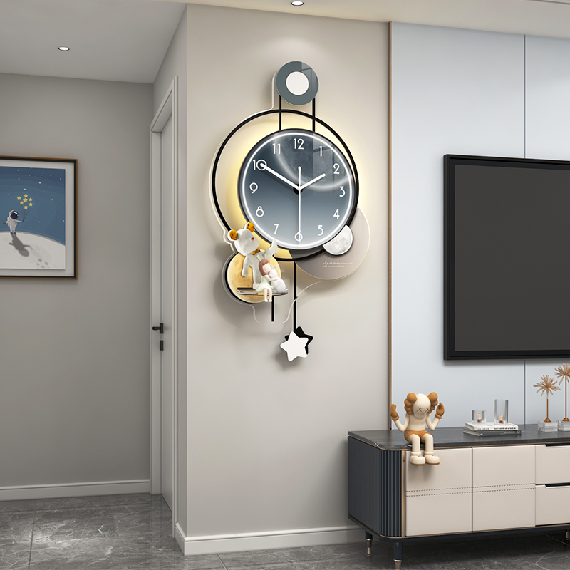 创意客厅挂钟钟表2023新款现代网红时钟挂墙餐厅装饰简约大气挂表