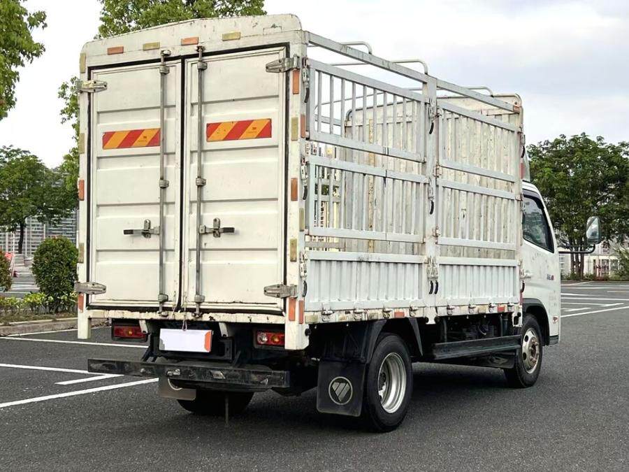 4月26日梅州市23年上牌福田奥铃捷运仓栅式货车柴油国六手续齐全正常过户网络拍卖公告