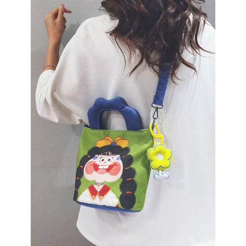 小众帆布包女个性水桶包上班便当包带饭手拎袋学生装饭盒斜挎小包