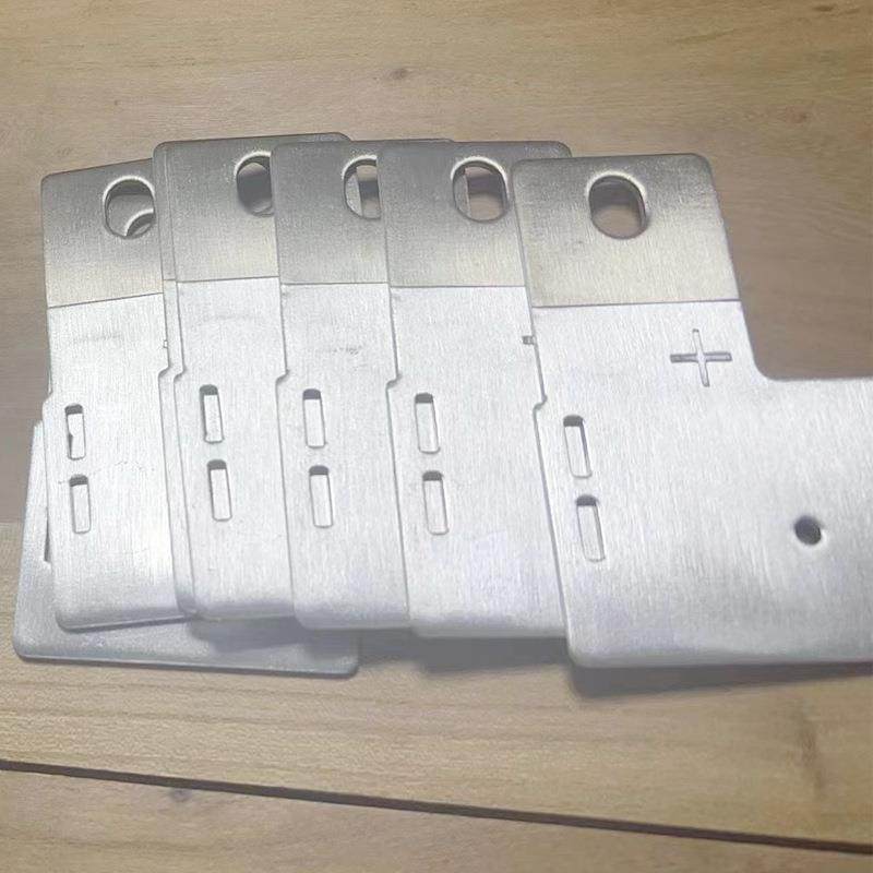 高分子扩散焊铝箔铝排铝巴软连接铜铝板贴镍片扩散焊接压焊机样品