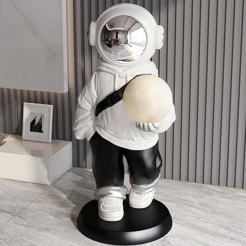 S1594 凡轻奢白色宇航员落地摆件太空人装饰品电视柜乔迁礼品3573