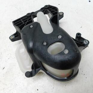 适用奔驰278E500GL500ML63ML500S500CLS500涡轮增压补偿罐