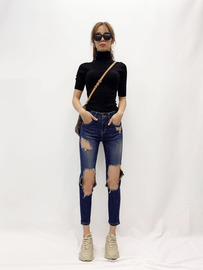 玫瑰家·minibrand秋季潮流，薄款大破洞，深蓝色显瘦9分小脚牛仔裤