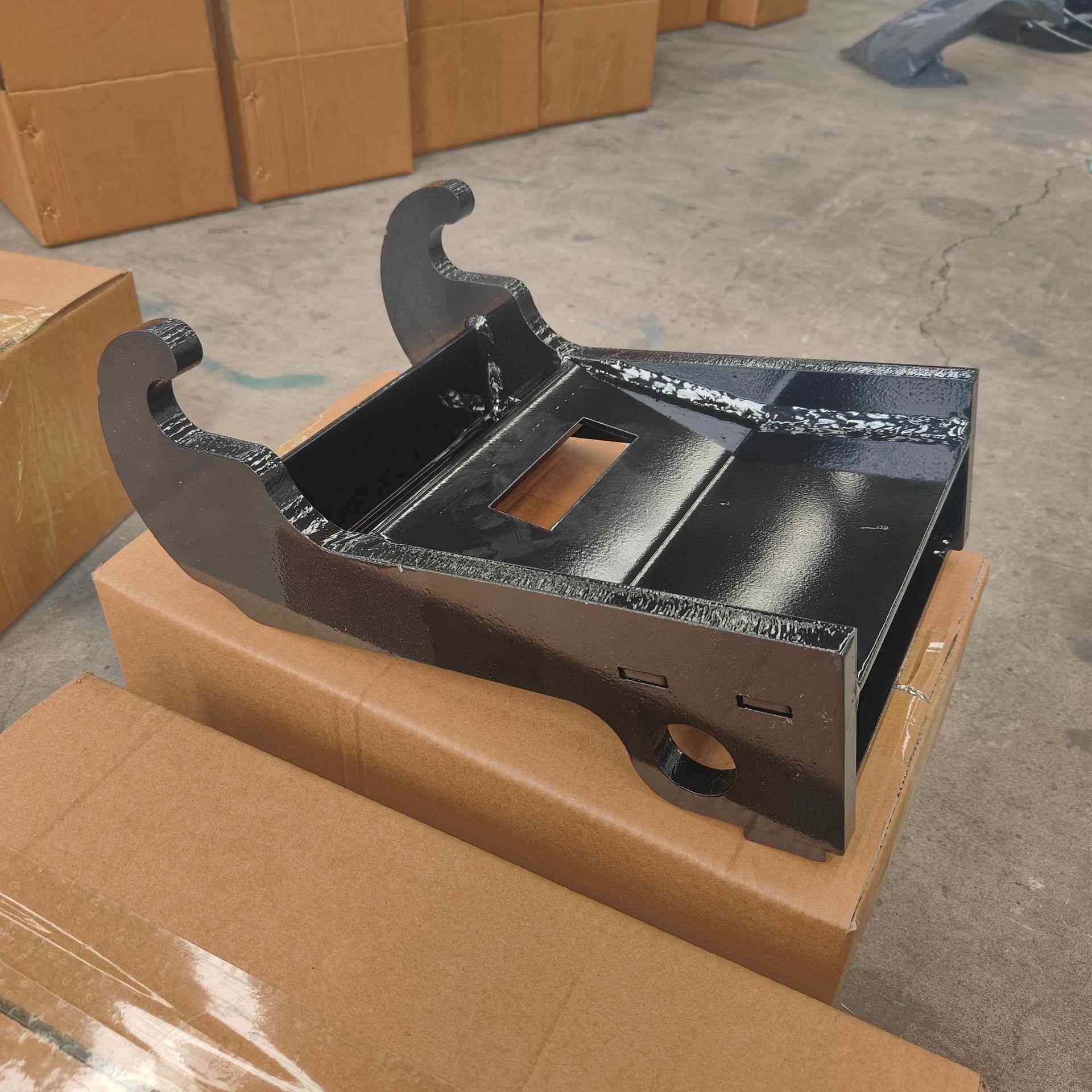 反铲件快速连接NIA挖铲斗安装附件螺旋钻耙子抓夹裂机器土反铲扣