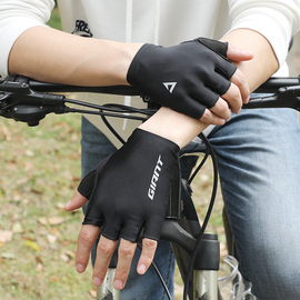 GIANT/捷安特骑行手套空力短指舒适透气弹性硅胶减震掌垫装备