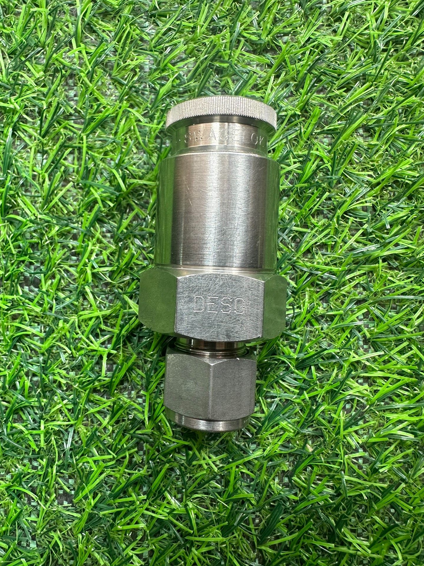 Swagelok世伟洛克QTM系列带阀门1/2快接