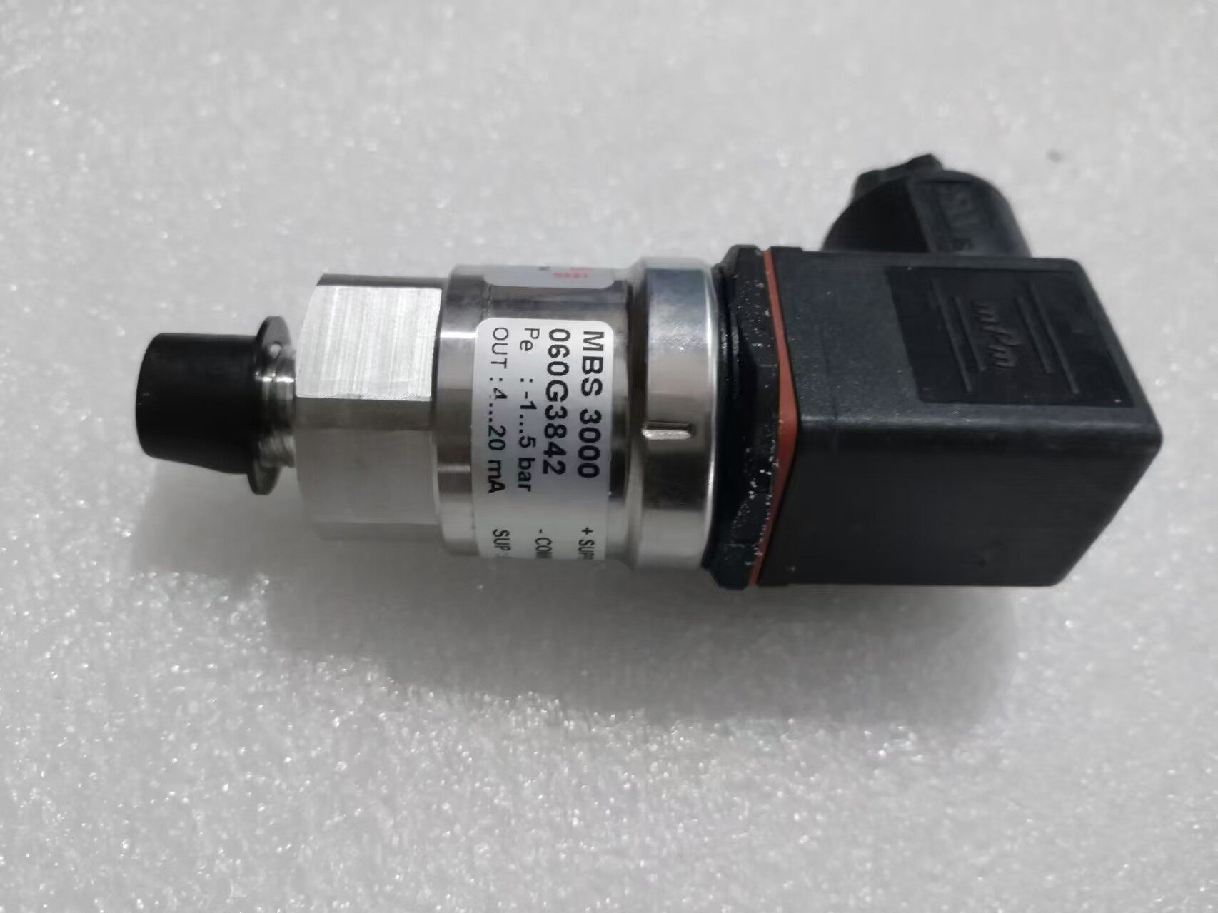 丹佛斯压力传感器MBS3000  060G3842 1-5b