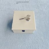 定制室外走廊多位86面板防水防溅保护盒 带锁防盗电插座盒保护罩