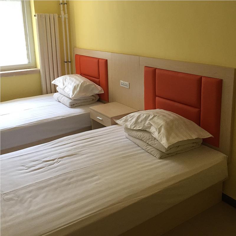 酒店宾馆员工宿舍李客房全标间成套床箱架具连体683电脑行柜家子