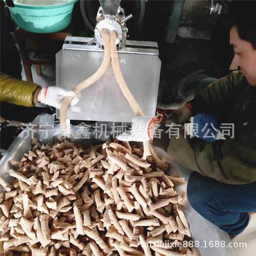 汽油驱动麻辣条机糖酥果膨化机 河南车载大米专用食品膨化机直销