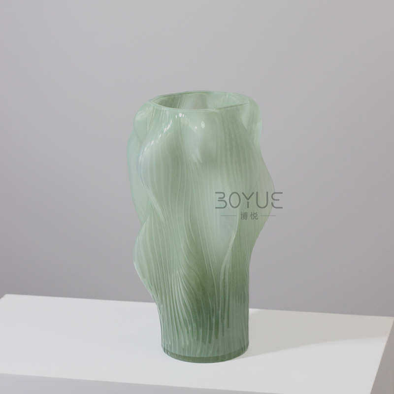 现代简约异形波纹绿色手工琉璃花瓶家居软装台面客厅餐厅花艺装饰