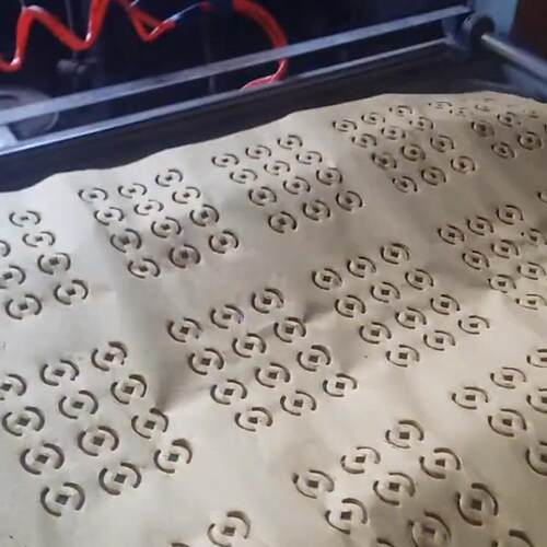 烧纸打孔机烧纸打孔机单排龙门式烧纸冲孔机厂家