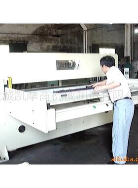 厂家直设销 海绵吸塑泡沫裁断机皮革机XCLP2-15械面加工备机箱膜