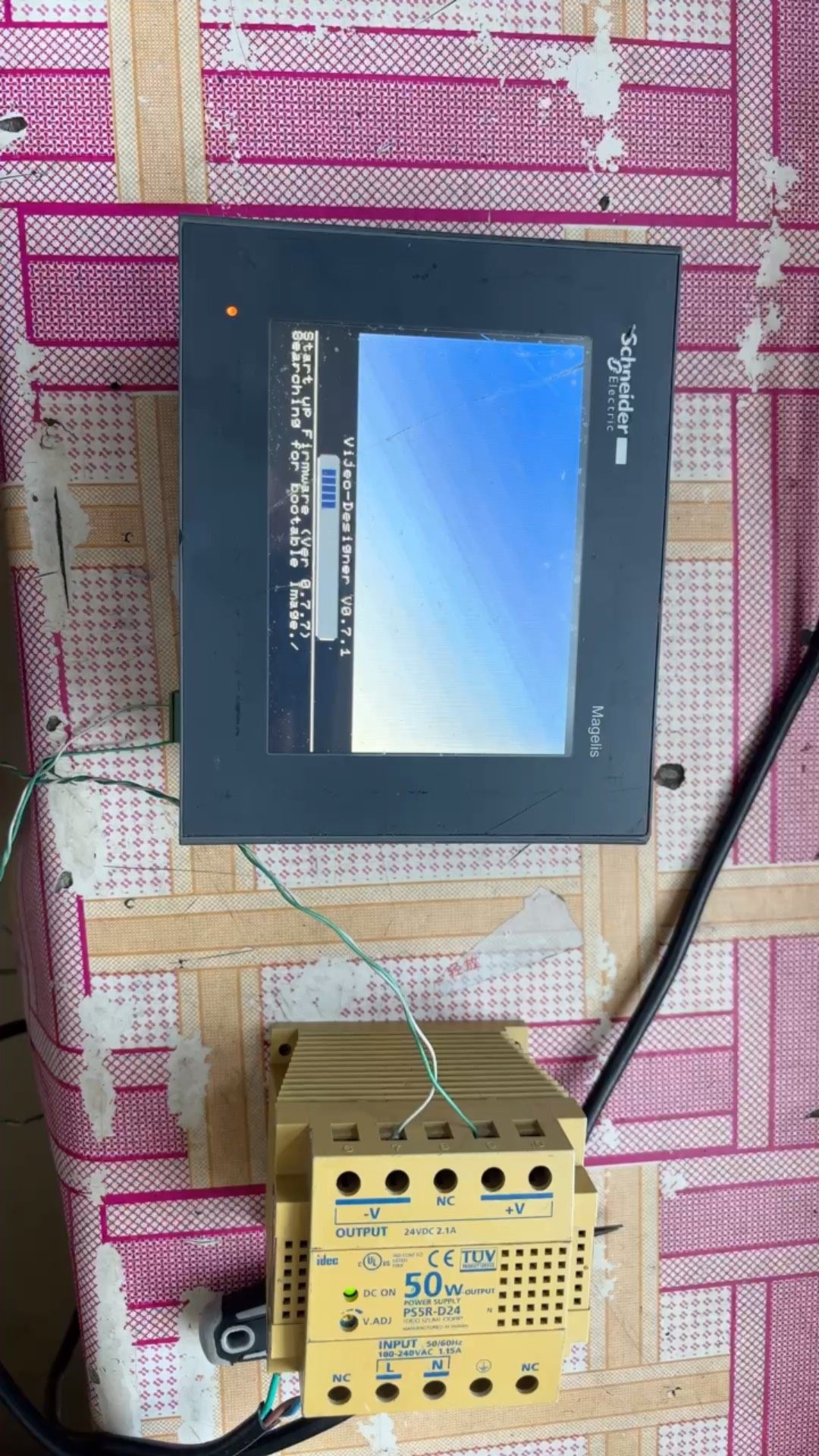 施耐德触摸屏HMIGTO2310 原装 拆机   ，实物图拍