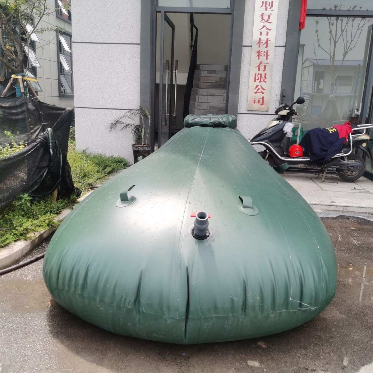 斜坡贮水池消防应急软体可折叠储水罐橡胶户外水缸农业斜坡储水池