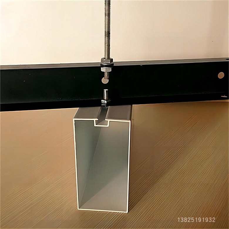 铝型材 转印木纹铝方管 喷涂银灰矩形管型材80*100定做各规格尺寸