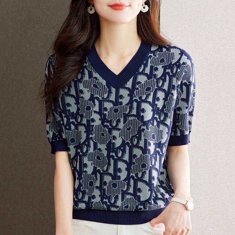 冰丝短袖T恤女中年妈妈夏装宽松大码洋气V领针织衫印花桑蚕丝上衣