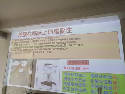 实力对比极米Z8X和坚果J6S哪个好，配置区别在哪里？