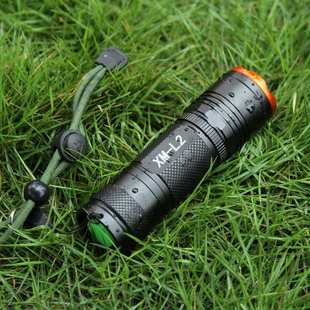 26650手电筒强光L2迷你变焦充电军户外骑行led远射超亮防水5000
