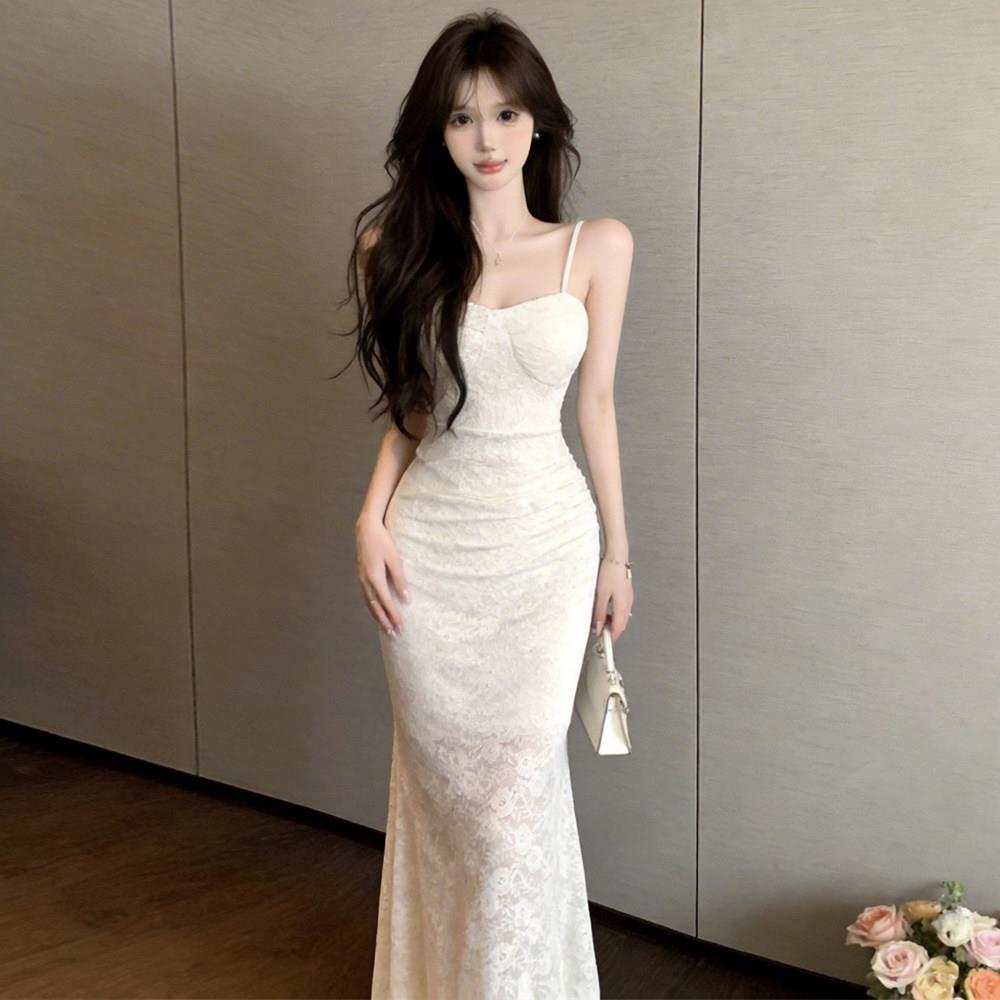 纯欲甜美性感钩花蕾丝吊带洋装高腰露背修身显瘦包臀无袖背心裙