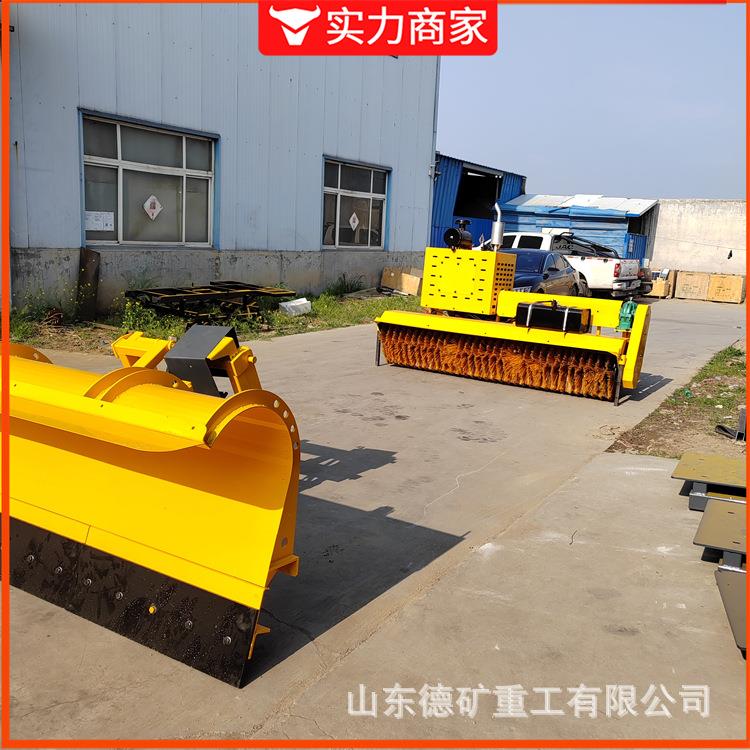环卫车车载推雪铲 道路扫雪滚刷清雪机装载机雪铲 带动力除雪车