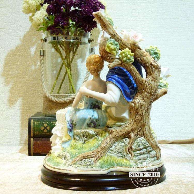 欧式创意家居摆设雕像摆件装饰品桌面陶瓷工艺品人物陶瓷偶手制