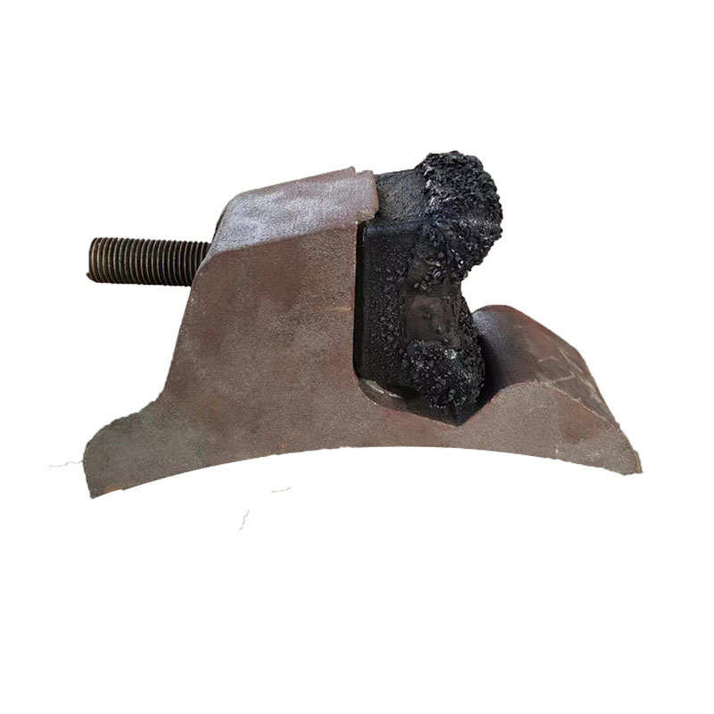 量大优惠1400型破碎机锤式刀头1600型综合木片粉碎机锤头锤座锤头