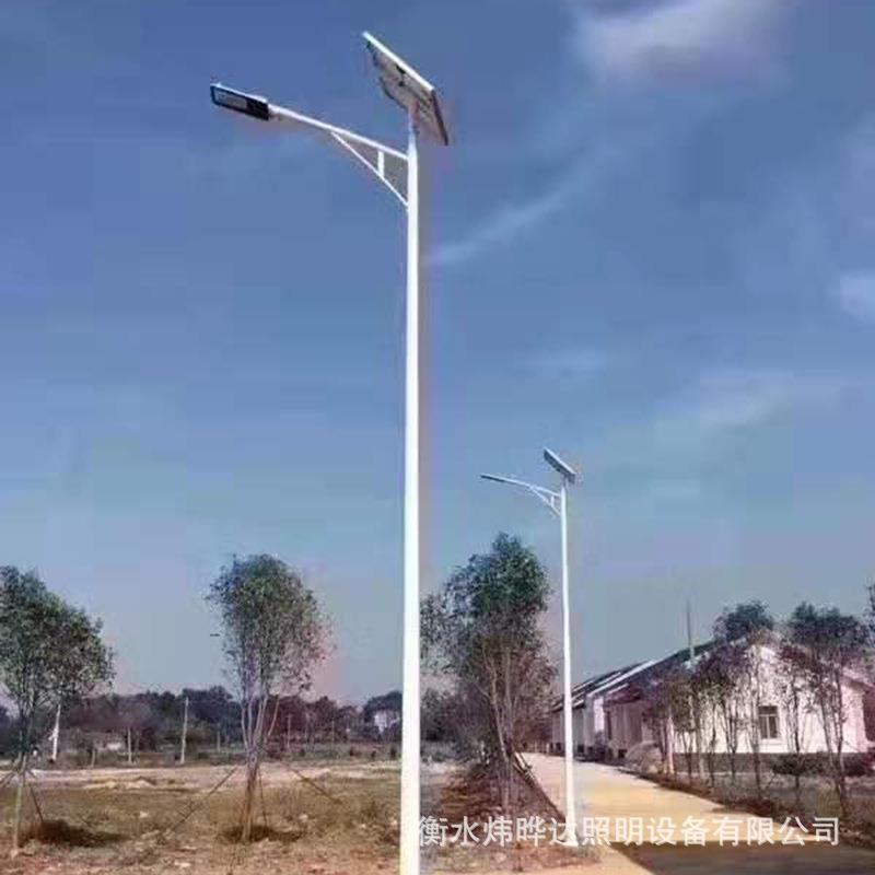 太阳路灯价格 太阳要路灯杆 太阳能路灯灯杆多少钱