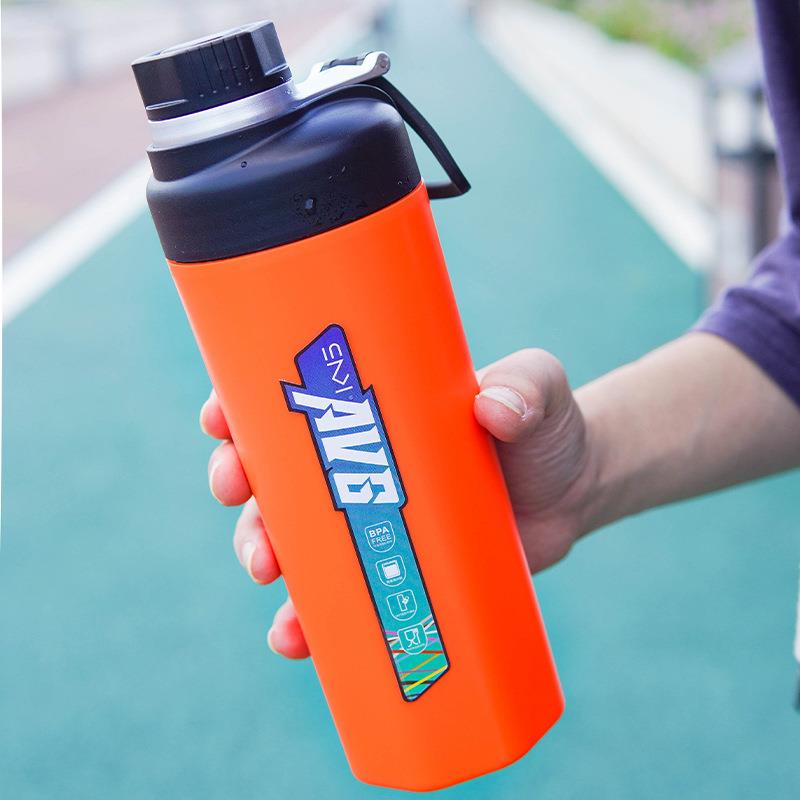 时尚简约运动保温杯大容量户外水壶创意陶瓷内胆便携车载杯 600ml