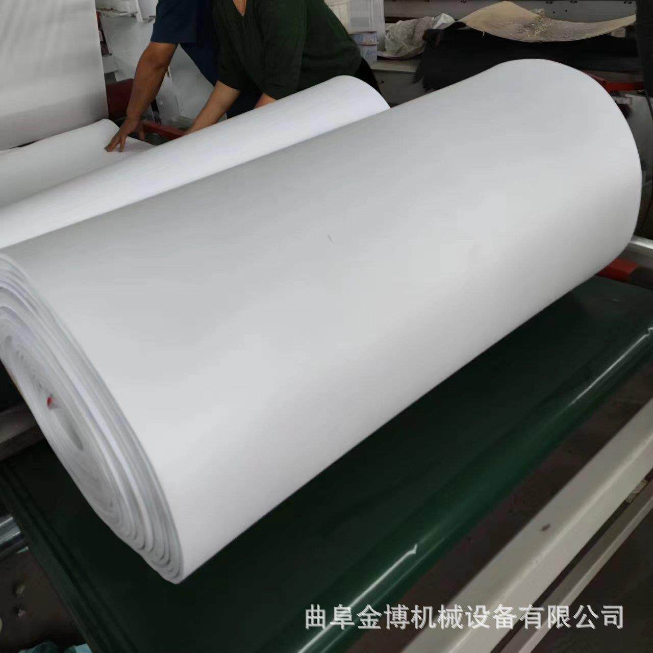 1,5宽卷材毛毡布背胶机 离型膜不干胶复合机 吸音板隔音毡覆膜机