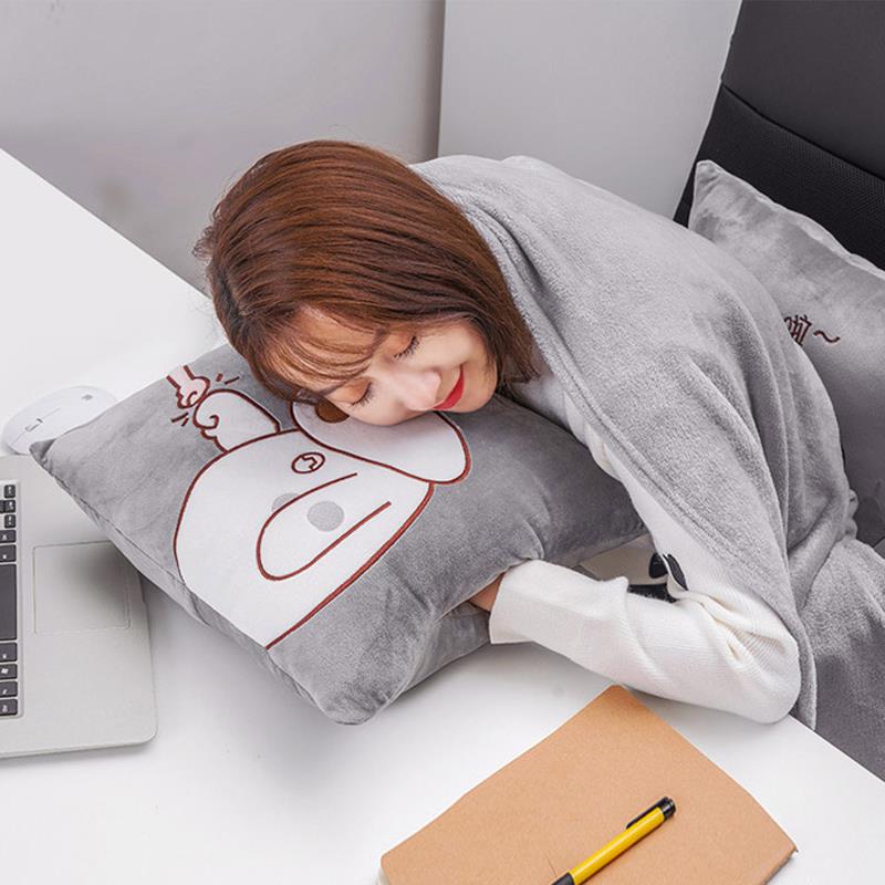 午睡枕办公室抱枕被子两用靠枕折叠空调毯汽车靠垫枕头三合一神器