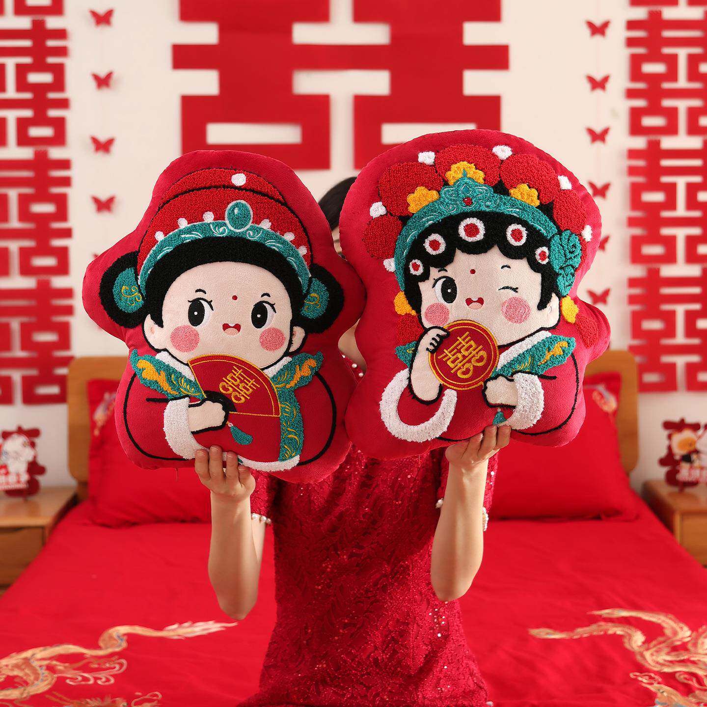 结婚用的压床娃娃新婚高档结婚抱割草机/草坪机
