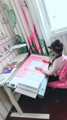 调查心得康朴乐儿童书桌怎么样，对比爱果乐哪个好？值得入手吗