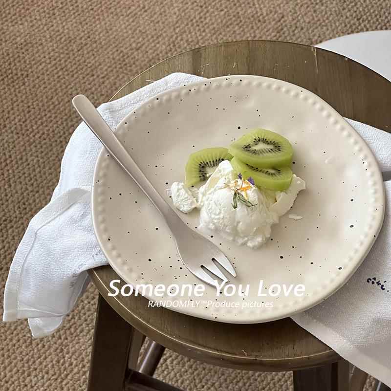 ins风哑光复古不规则意面浮雕陶瓷盘子甜品店好看的餐具蛋糕盘子