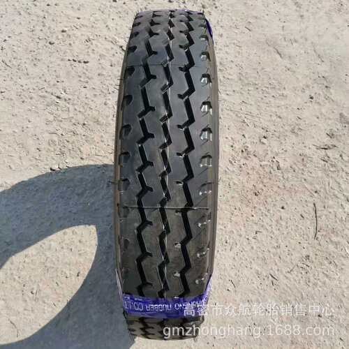 供应轻卡轮胎6.50R167.00R15全钢子午线轮胎顺花轻卡轮胎